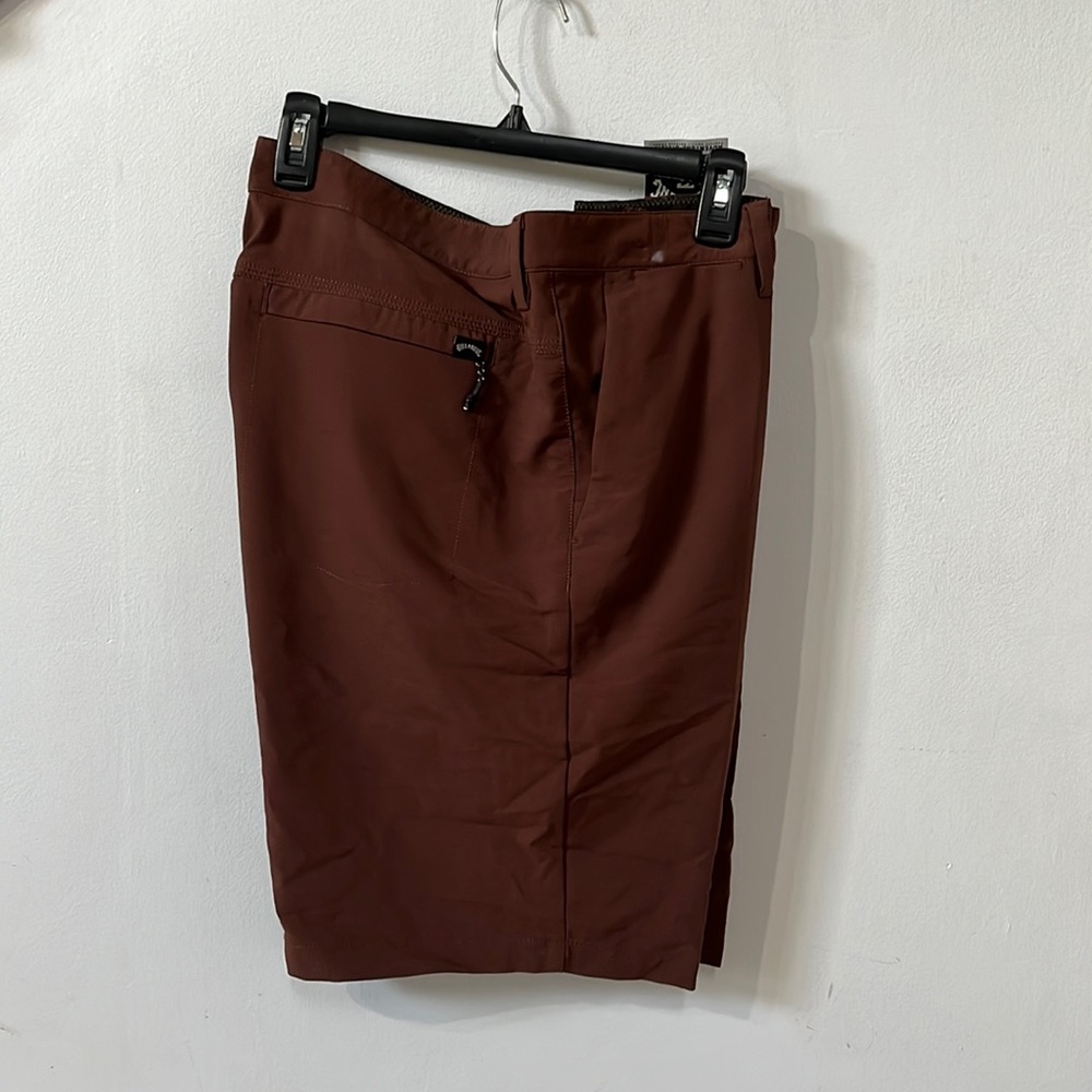 NWT! Billabong moisture wicking shorts brown.
